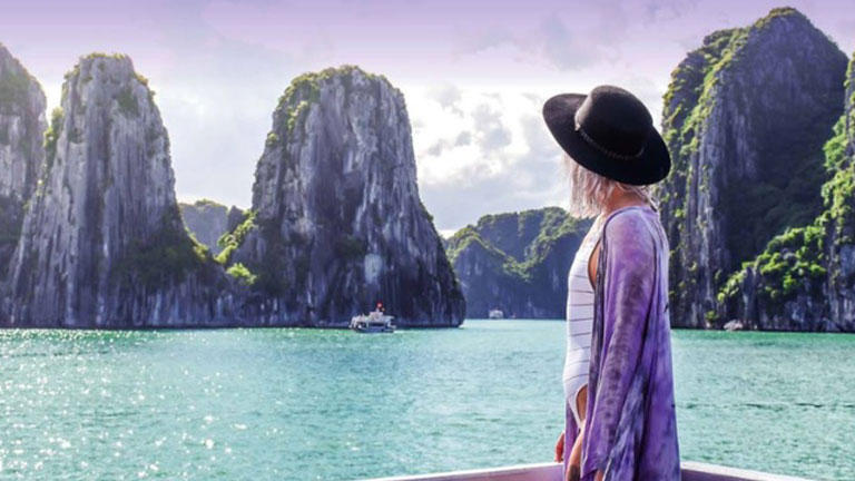 Halong Bay Photography Guide for Travelers | Halong Azura Cruises