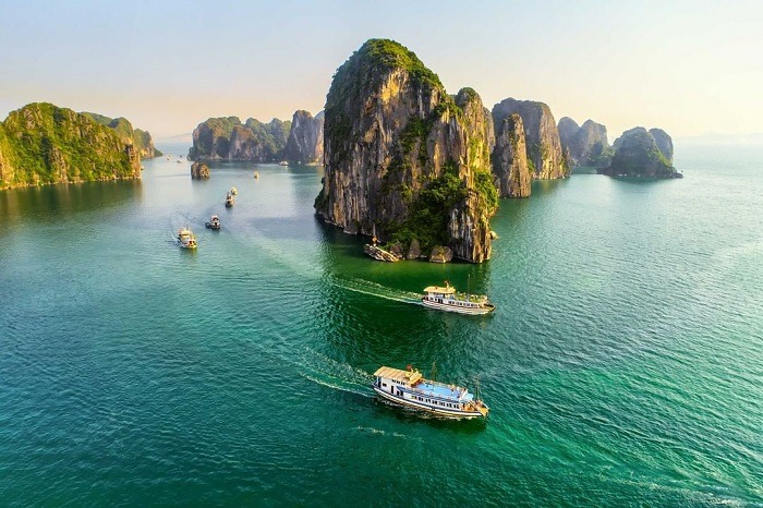 Halong Azura Cruises – A New Standard of Luxury in Ha Long Bay