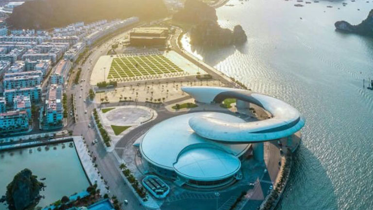 The Untold Stories Behind Halong Bay’s Iconic Landscape | Halong Azura Cruises