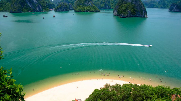 Halong Azura Cruises – 60s Quick Review: Is It Worth It?